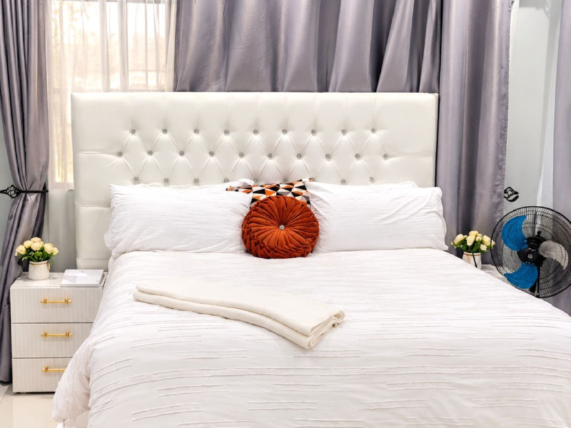 Deluxe Room 06