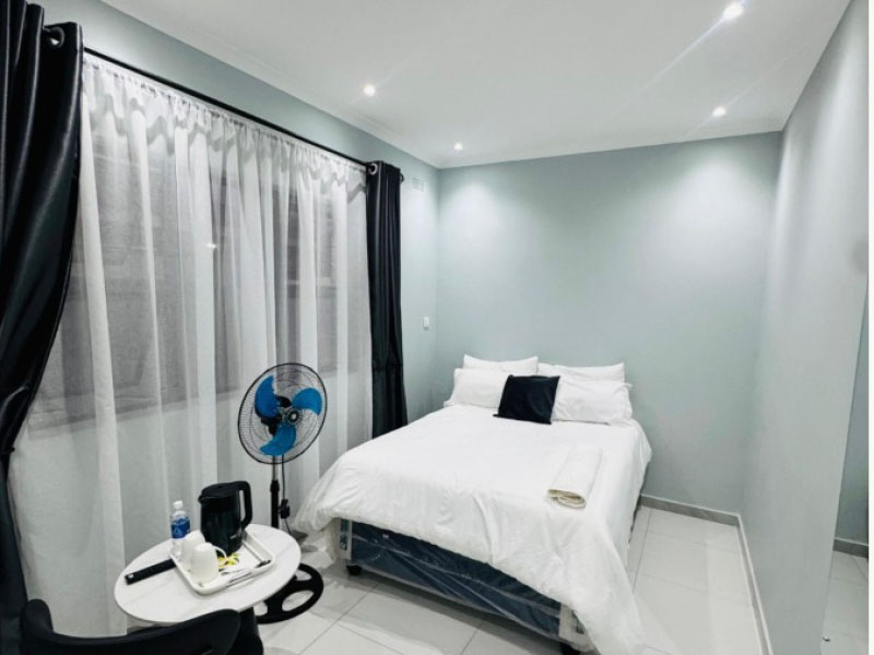 Standard Room 09